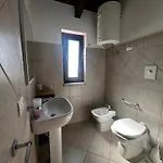 Apartman Casa Le Rocce Con Piscina Condivisa *