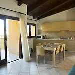 Casa Le Rocce Con Piscina Condivisa *
