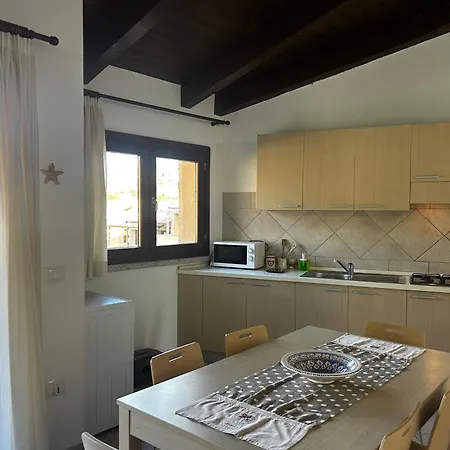 Casa Le Rocce Con Piscina Condivisa 아파트 *