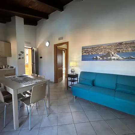 Casa Le Rocce Con Piscina Condivisa 아파트 *