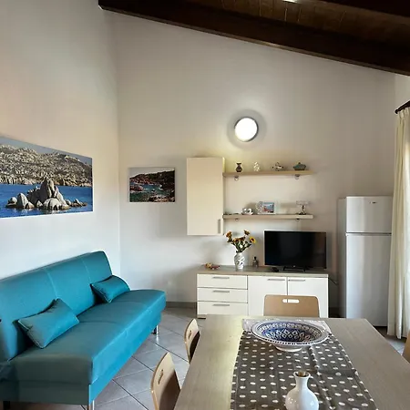 Casa Le Rocce Con Piscina Condivisa *
