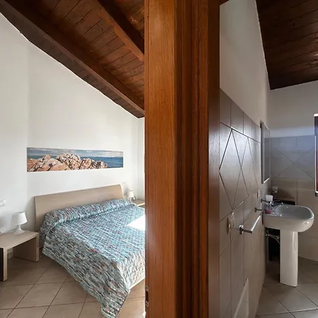 Casa Le Rocce Con Piscina Condivisa 코스타 파라디소